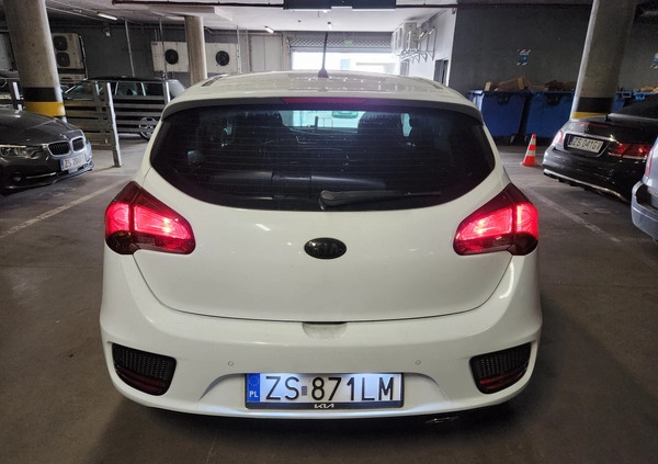 Kia Ceed cena 42000 przebieg: 147200, rok produkcji 2015 z Kostrzyn małe 254